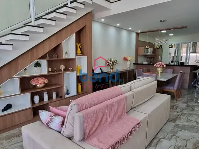 Casa com 250m² 3 quartos e 3 banheiros, à venda, no bairro Portal Ville Flamboyant em Porto Feliz