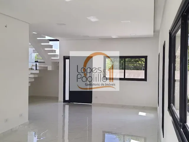 Casa com 232m² 3 quartos e 4 banheiros, à venda, no bairro Itapetinga em Atibaia