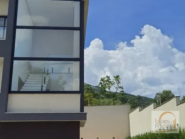 Casa com 232m² 3 quartos e 4 banheiros, à venda, no bairro Itapetinga em Atibaia