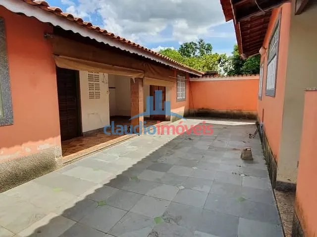 Casa com 360m² 3 quartos e 3 banheiros, à venda, no bairro Vila Pinheiro em Itatiaia