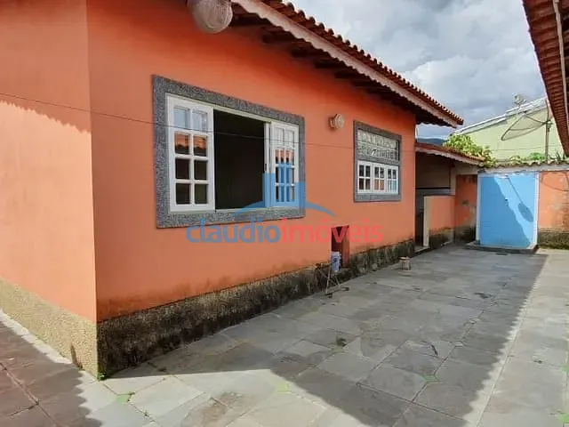 Casa com 360m² 3 quartos e 3 banheiros, à venda, no bairro Vila Pinheiro em Itatiaia