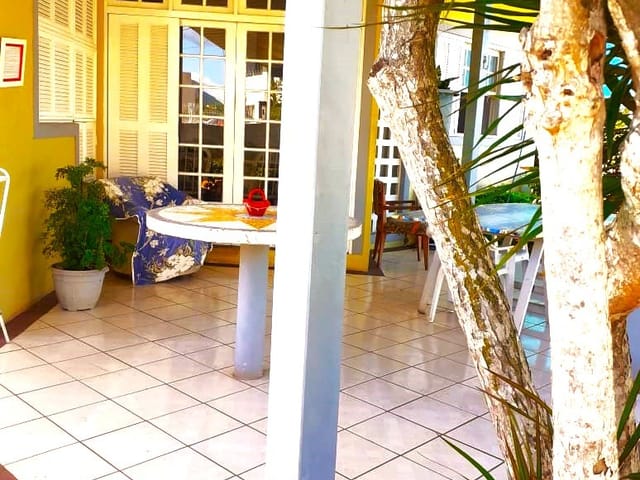 Foto do Casa - Casa com 3 quartos, sendo um deles suíte, não financiável, a poucos metros da praia do Santinho, Florianópolis/SC | Costão Sul Imóveis