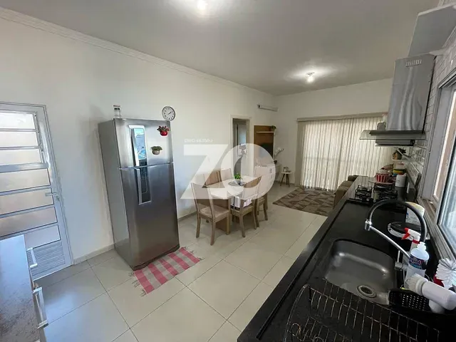 Casa com 209m² 2 quartos e 3 banheiros, à venda, no bairro Parque Júlio Nóbrega em Bauru
