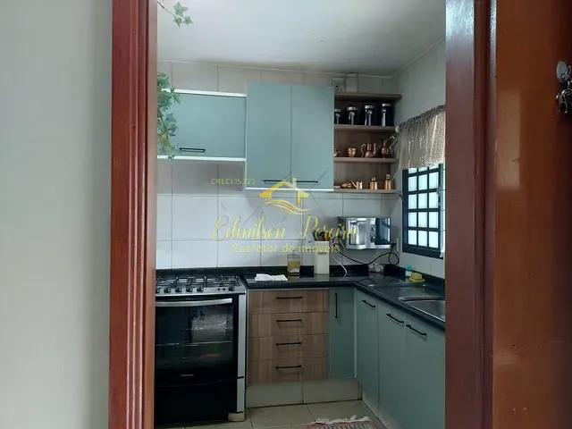 Casa com 250m² 2 quartos e 3 banheiros, à venda, no bairro Loteamento Chamonix em Londrina