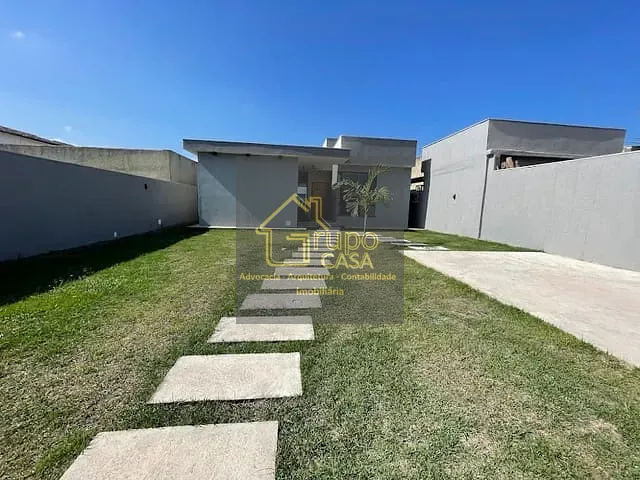 Casa com 350m² 2 quartos e 2 banheiros, à venda, no bairro Jardim Atlântico Leste (Itaipuaçu) em Maricá