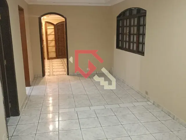 Casa 2 quartos e 1 banheiro, para alugar, no bairro Jardim Santista em Mauá