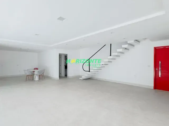 Casa com 527m² 6 quartos e 5 banheiros, à venda ou para alugar, no bairro urbanova em São José dos Campos