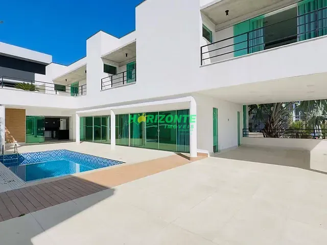 Casa com 527m² 6 quartos e 5 banheiros, à venda ou para alugar, no bairro urbanova em São José dos Campos