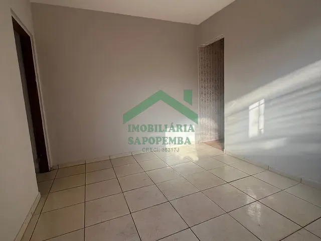 Casa 2 quartos e 1 banheiro, à venda, no bairro Parque dos Bancários em São Paulo