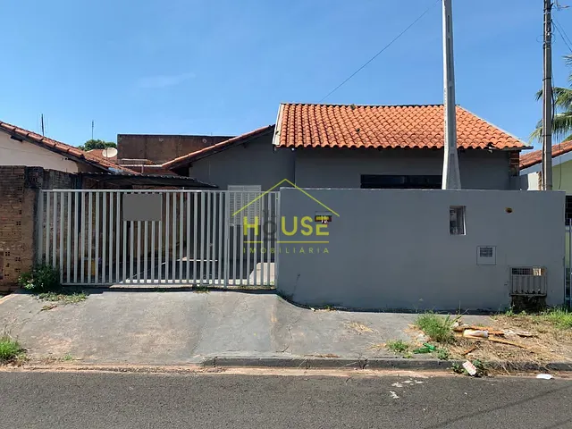 Casa com 193m², à venda, no bairro Votuporanga I em Votuporanga