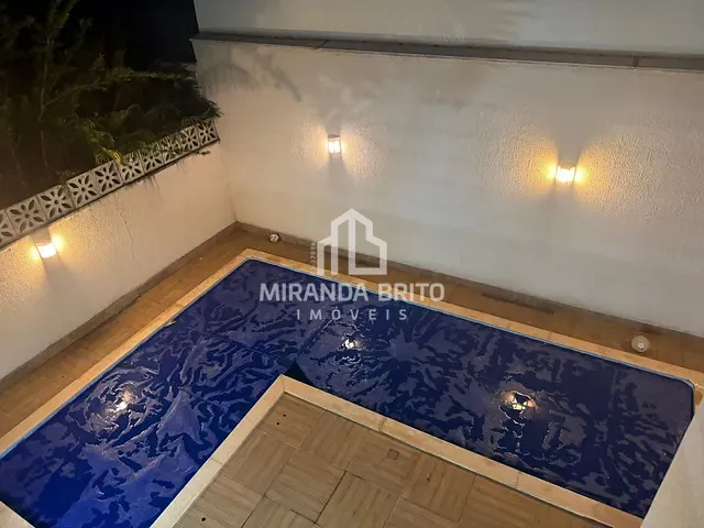 Casa 4 quartos e 5 banheiros, à venda, no bairro Jardins Valência em Goiânia