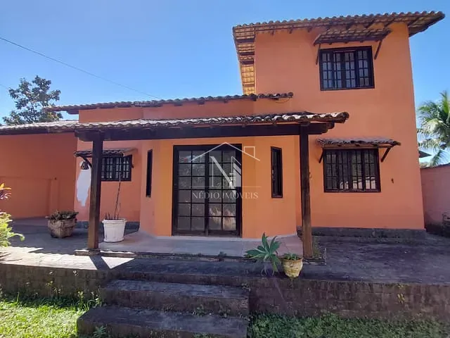 Casa 4 quartos e 4 banheiros, à venda, no bairro Flamengo em Maricá