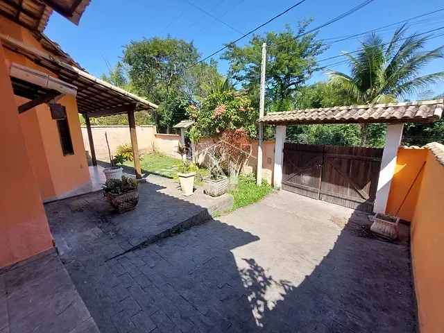 Casa 4 quartos e 4 banheiros, à venda, no bairro Flamengo em Maricá