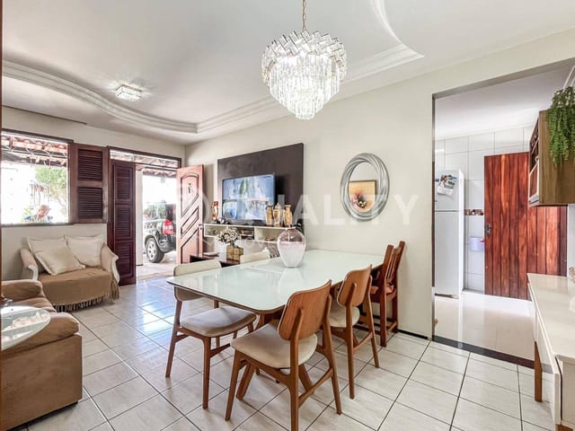 Casa com 198m² 3 quartos e 3 banheiros, à venda, no bairro Mondubim em Fortaleza