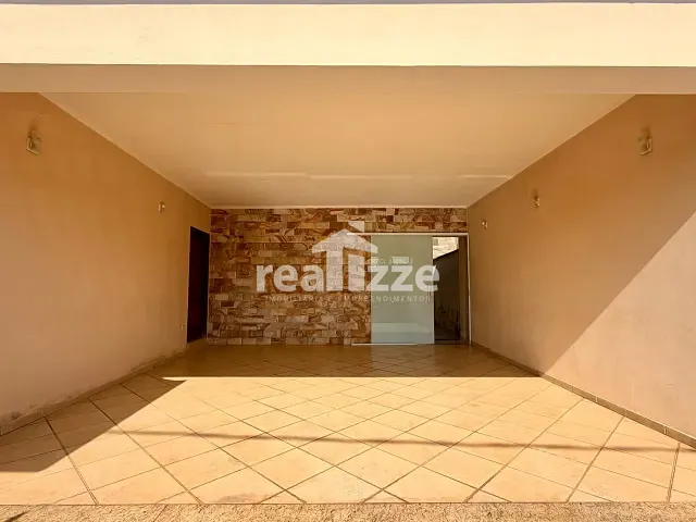 Casa 3 quartos e 3 banheiros, à venda, no bairro Jardim Camboriú em Itapira