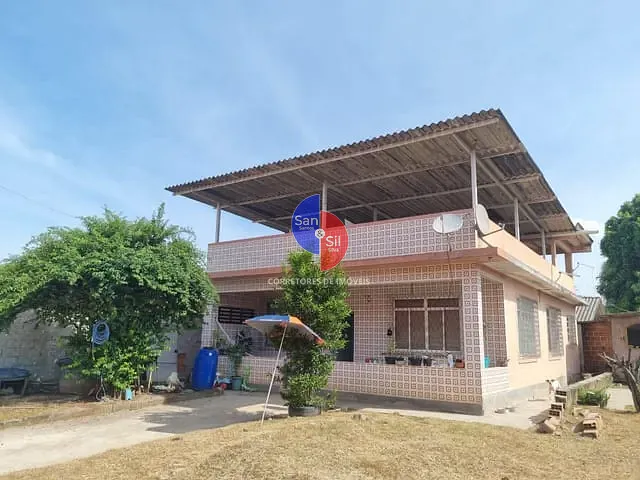 Casa com 425m² 3 quartos e 1 banheiro, à venda, no bairro Praia do Imperador (Guia de Pacobaíba) em Magé