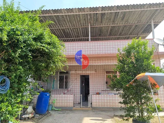 Casa com 425m² 3 quartos e 1 banheiro, à venda, no bairro Praia do Imperador (Guia de Pacobaíba) em Magé