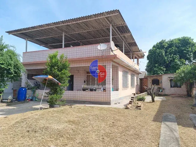 Casa com 425m² 3 quartos e 1 banheiro, à venda, no bairro Praia do Imperador (Guia de Pacobaíba) em Magé