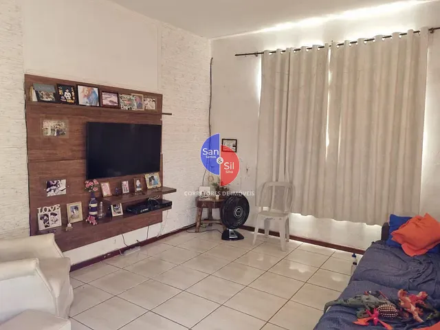 Casa com 425m² 3 quartos e 1 banheiro, à venda, no bairro Praia do Imperador (Guia de Pacobaíba) em Magé