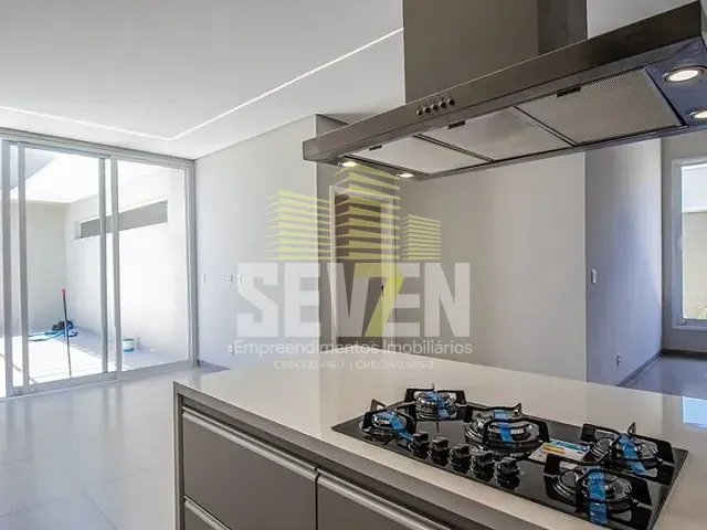 Casa com 360m² 3 quartos e 4 banheiros, à venda, no bairro Vila Santista em Bauru