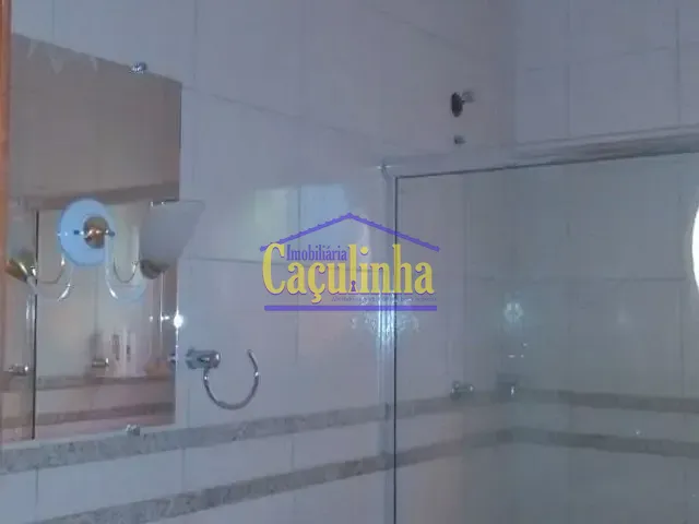 Casa com 432m² 3 quartos e 1 banheiro, para alugar, no bairro Centro (Ipiabas) em Barra do Piraí