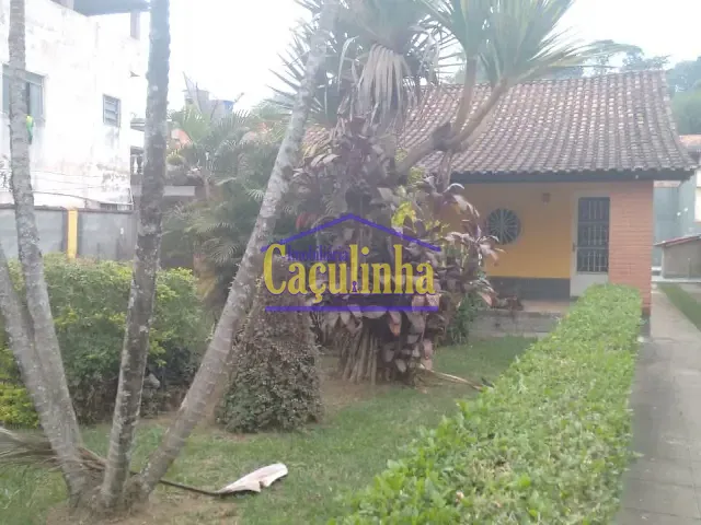 Casa com 432m² 3 quartos e 1 banheiro, para alugar, no bairro Centro (Ipiabas) em Barra do Piraí