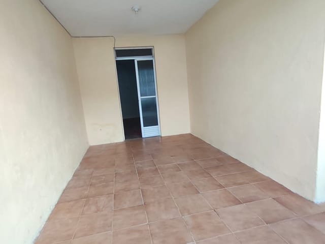 Casa 3 quartos e 1 banheiro, para alugar, no bairro Bugio em Aracaju