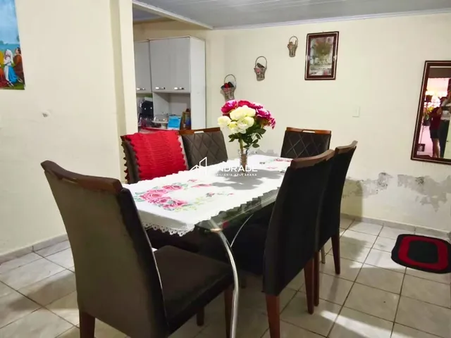 Casa com 144m² 3 quartos e 1 banheiro, à venda, no bairro Núcleo Habitacional Dom Romeu Alberti em Apucarana