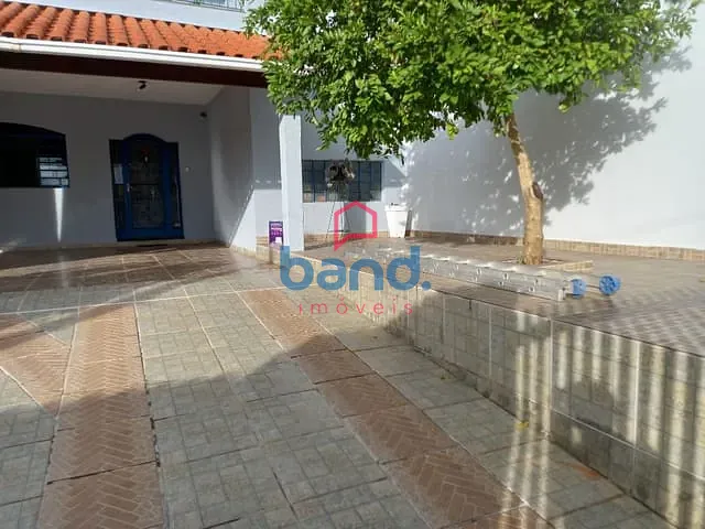 Casa com 300m² 3 quartos e 5 banheiros, à venda, no bairro Vila Alcala em Porto Feliz