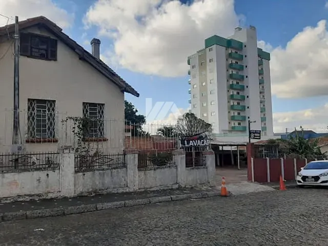 Casa com 524m², à venda, no bairro Órfãs em Ponta Grossa