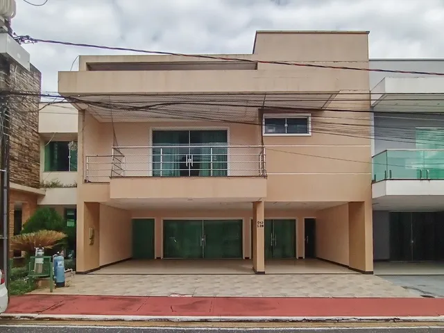 Casa 4 quartos e 4 banheiros, à venda, no bairro PARQUE VERDE em Belem