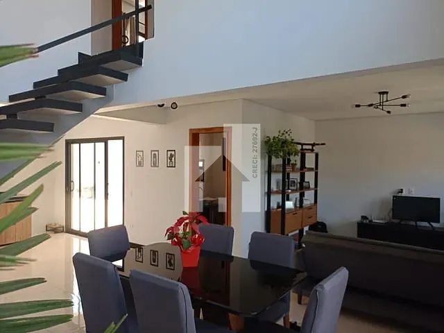 Casa com 250m² 3 quartos e 3 banheiros, à venda, no bairro Nova Era em Itupeva