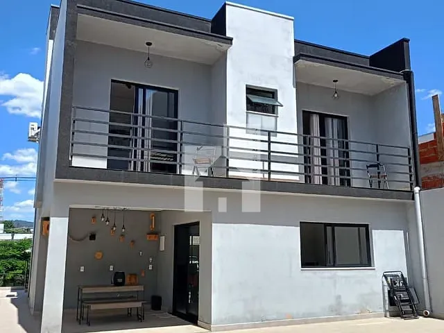 Casa com 250m² 3 quartos e 3 banheiros, à venda, no bairro Nova Era em Itupeva