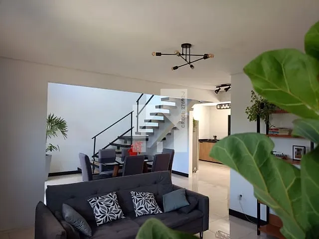 Casa com 250m² 3 quartos e 3 banheiros, à venda, no bairro Nova Era em Itupeva
