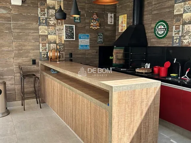 Casa com 250m² 3 quartos e 3 banheiros, à venda, no bairro Jardim das Hortênsias em Poços de Caldas