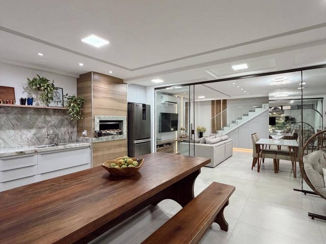 Casa 3 quartos e 3 banheiros, à venda, no bairro Morada de Laranjeiras em Serra