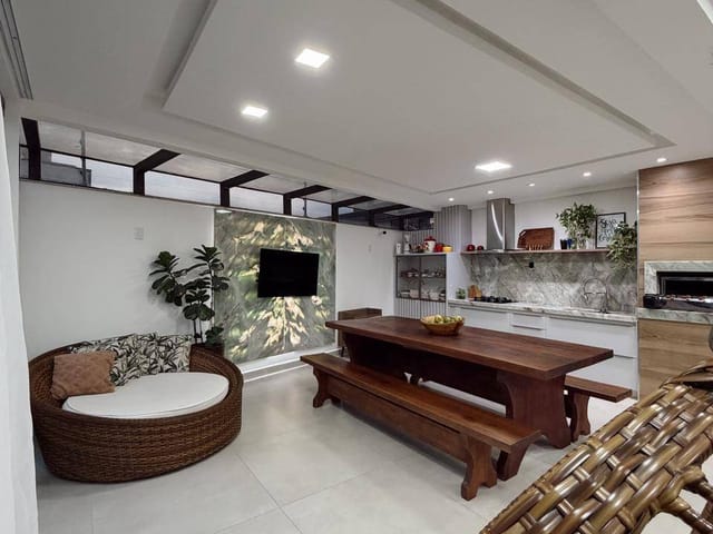 Casa 3 quartos e 3 banheiros, à venda, no bairro Morada de Laranjeiras em Serra