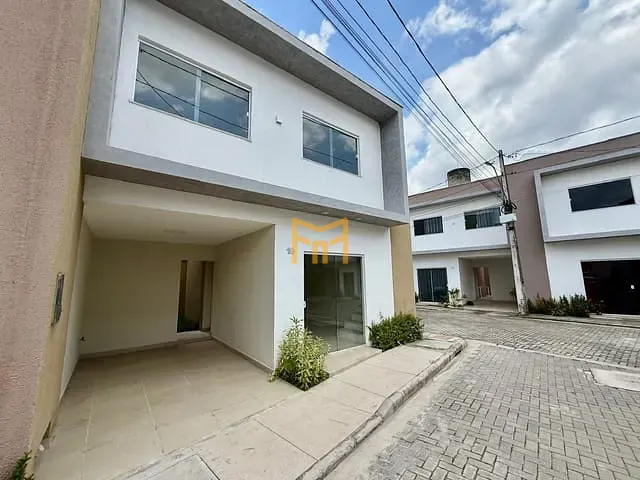 Casa com 113m² 3 quartos e 3 banheiros, para alugar, no bairro Centro em Ananindeua