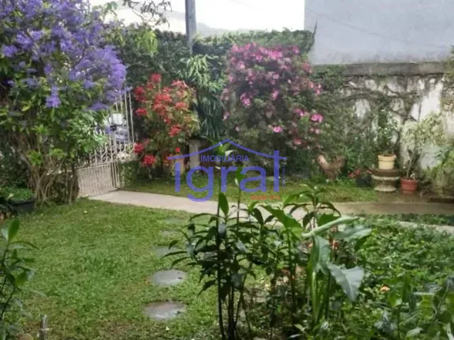 Casa com 400m² 4 quartos e 5 banheiros, à venda, no bairro Cidade Vargas em São Paulo