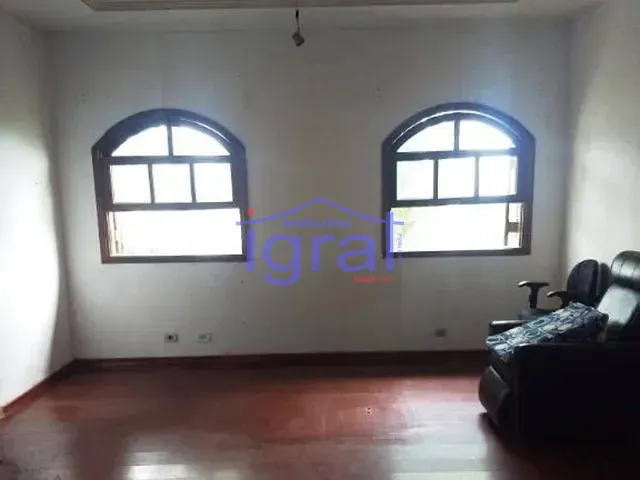 Casa com 400m² 4 quartos e 5 banheiros, à venda, no bairro Cidade Vargas em São Paulo