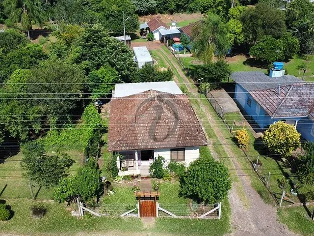 Casa com 95m² 4 quartos e 1 banheiro, à venda, no bairro Pontes Filho em Teutônia