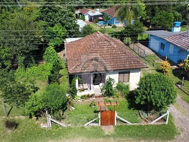 Casa com 95m² 4 quartos e 1 banheiro, à venda, no bairro Pontes Filho em Teutônia