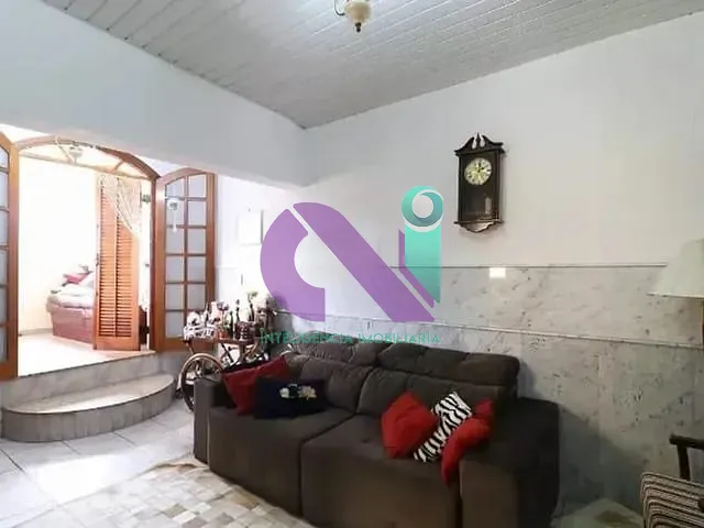 Casa com 190m² 4 quartos e 3 banheiros, à venda, no bairro Bela Vista em Osasco