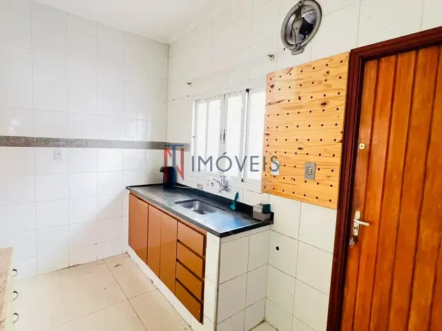 Casa à venda, no bairro Centro em Atibaia