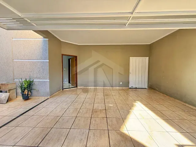 Casa com 200m² 2 quartos e 1 banheiro, à venda, no bairro Jardim Santa Lucia em Sertãozinho