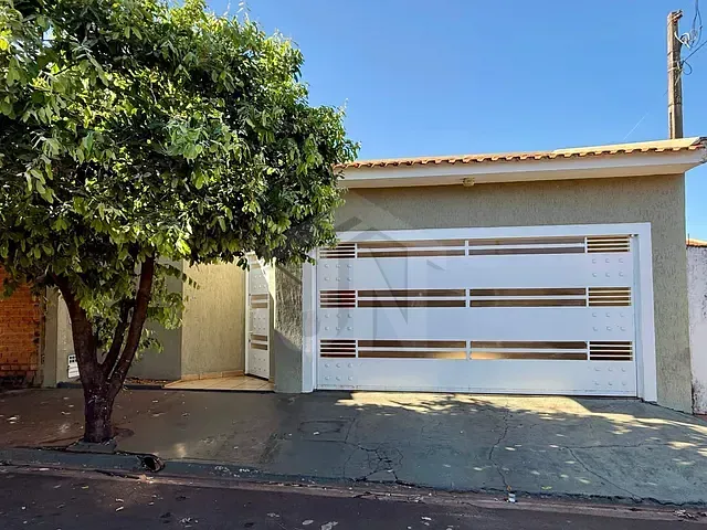 Casa com 200m² 2 quartos e 1 banheiro, à venda, no bairro Jardim Santa Lucia em Sertãozinho