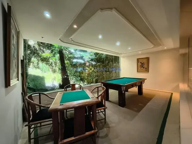 Casa 5 quartos e 6 banheiros, à venda, no bairro Morin em Petrópolis