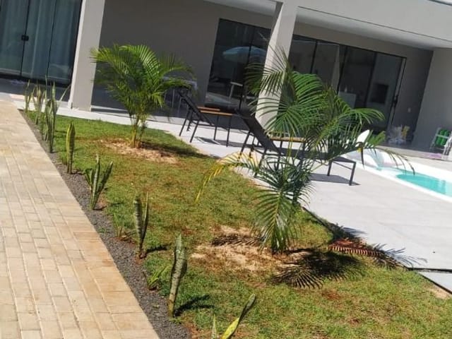 Casa com 475m² 3 quartos e 2 banheiros, à venda, no bairro Residencial Portal do Lago em Cambé