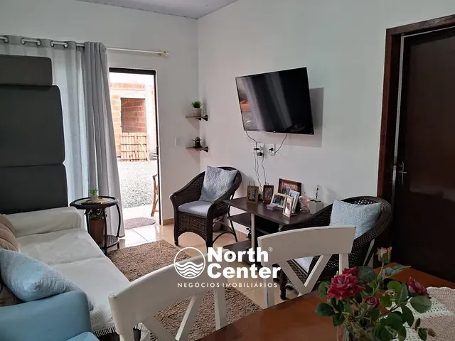 Casa com 360m² 3 quartos e 2 banheiros, à venda, no bairro Centro em Balneário Barra do Sul
