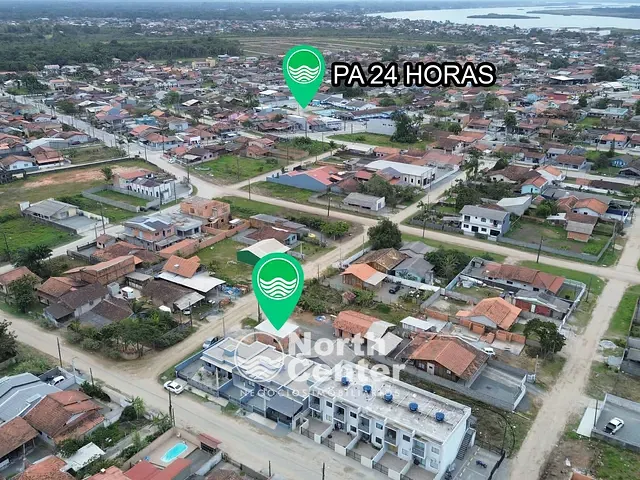 Casa com 360m² 3 quartos e 2 banheiros, à venda, no bairro Centro em Balneário Barra do Sul